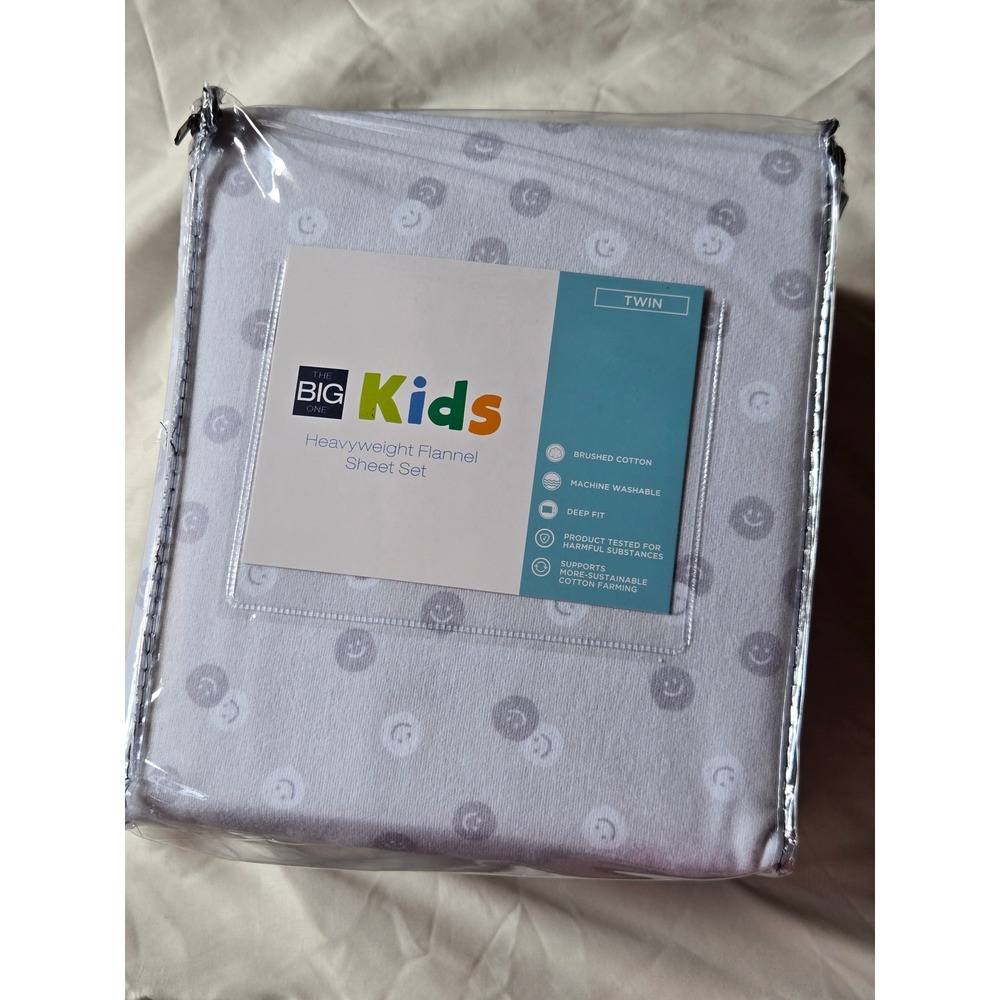 The Big One Kids Twin Heavyweight Flannel Sheet Set Grey Smiley Face Cotton